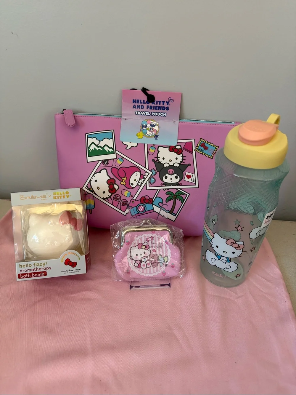 Hello Kitty Pink Travel Pouch - Bundle